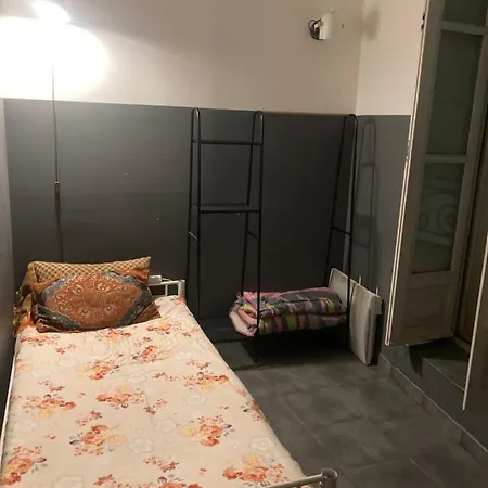 Hostel Hostel Auberge *